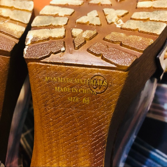 🌺Natures Breeze White Platform Decorative Heels! - Picture 11 of 16